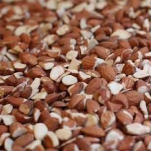Almendras Partidas Granel - 1Kg