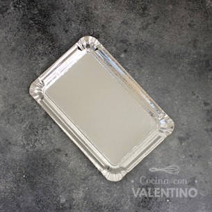 Plato Bandeja Carton Plateado (medida 22x28cm)