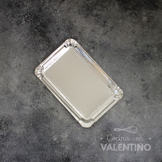 Plato Bandeja Carton Plateado (medida 14x21cm)