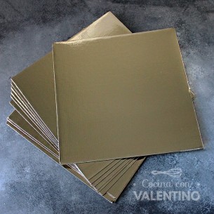 Base Cuadrada Carton Alprin Dorado 31x31 (bulto Pack 10 Un.)