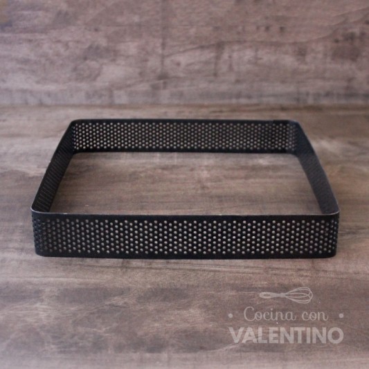 Cintura Doña Clara Cuadrada Perforada Teflonada (medida 22cm)