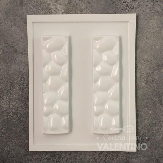 Placa Plastichok Dos Barras con Relieve 1775A