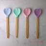 Espatula Silicona Mango Madera CORAZON