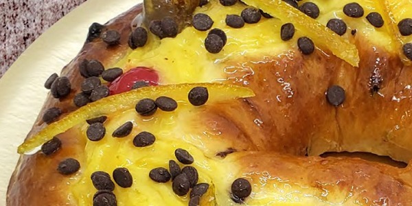 Rosca de naranja y chips de chocolate