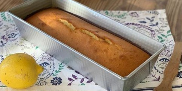Delicioso y clásico budín de limón