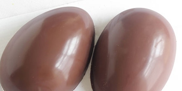 Cómo hacer cáscaras de Huevos de Pascua